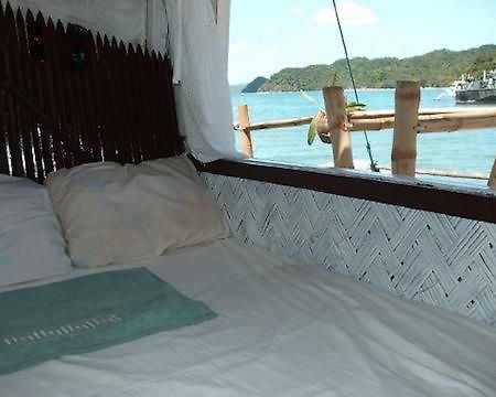 El Nido Floating Hotel Habitación foto